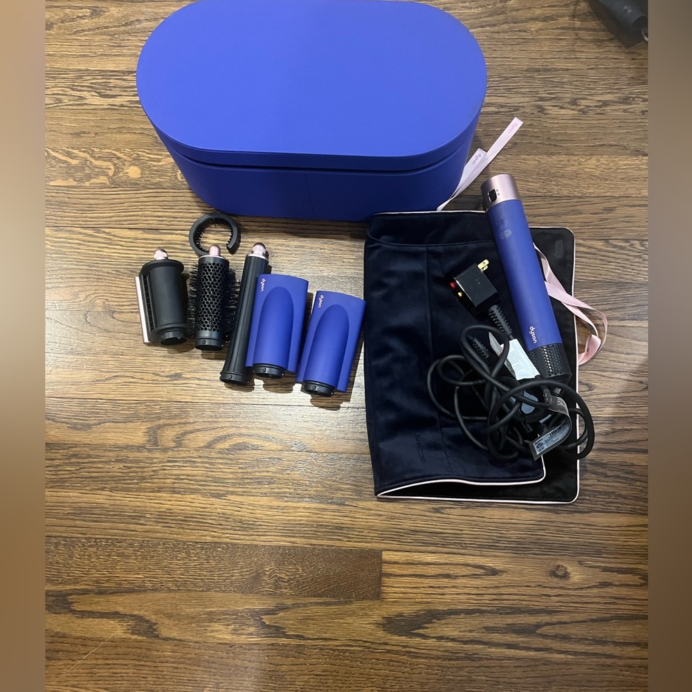 Dyson air wrap